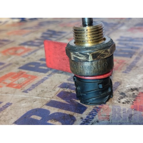 Датчик заднего хода DAF 105 961218 12S2333 ZF (360)-3