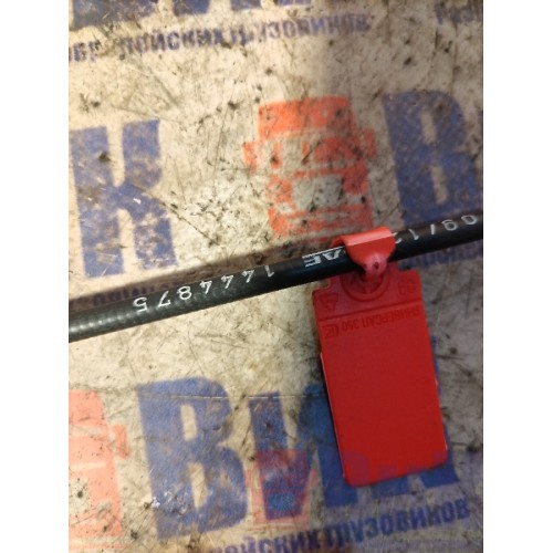 Трос инструментального ящика DAF 105 946058 LH (322)-2