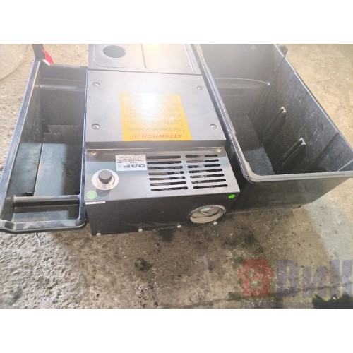 Холодильник DAF 105 946058 в сборе с салазками и ящиком (385)-5