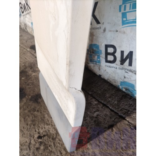 Спойлер кабины DAF 105 946058 комплект с деф. (377)(378)(379)(376)(371)-1