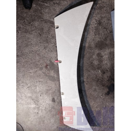 Спойлер кабины DAF 105 946058 комплект с деф. (377)(378)(379)(376)(371)-12