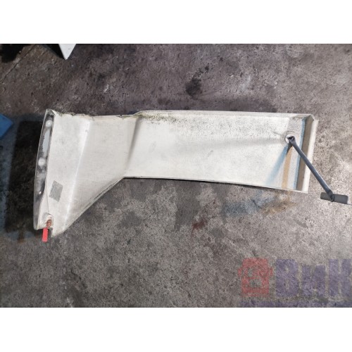 Спойлер кабины DAF 105 946058 комплект с деф. (377)(378)(379)(376)(371)-10