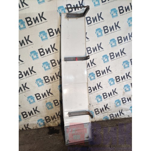 Спойлер кабины DAF 105 946058 комплект с деф. (377)(378)(379)(376)(371)-14