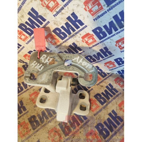 Петля двери Renault T 002550 нижняя RH (люфт) (200)-3