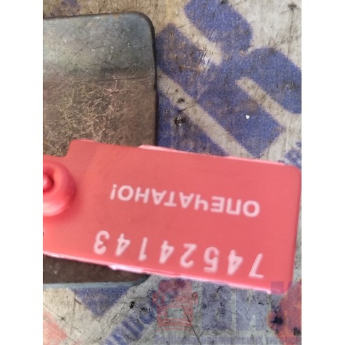 Петля крышки инструментального ящика Renault T 002550 RH (143)-1