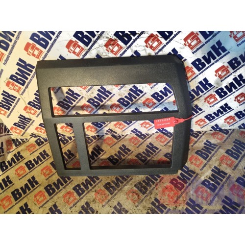 Накладка на торпедо Renault T 002550 LH (260)