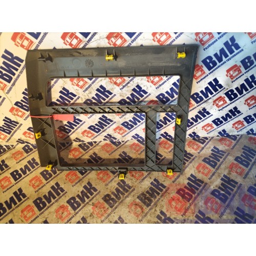 Накладка на торпедо Renault T 002550 LH (260)-2