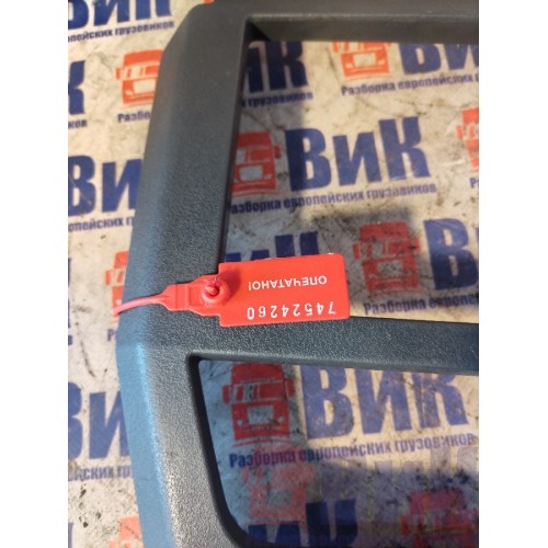 Накладка на торпедо Renault T 002550 LH (260)-1