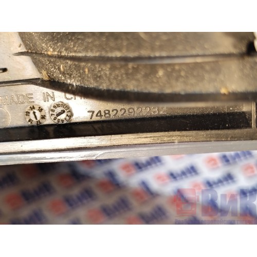 Плафон салона Renault T 002550 (240)-3