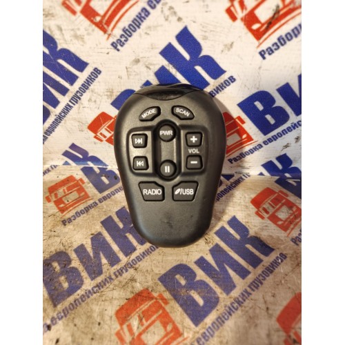 Магнитола Renault T 002550 с пультом (223)(201)-3