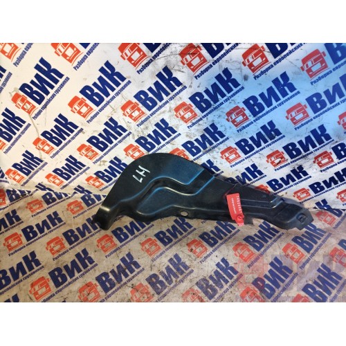 Кронштейн обшивки двери Renault T 002550 LH (061)