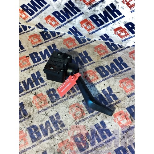 Подрулевой переключатель Renault T 002550 горного тормоза (183)