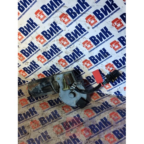 Моторчик стеклоочистителя Renault T 002550 (137)-1