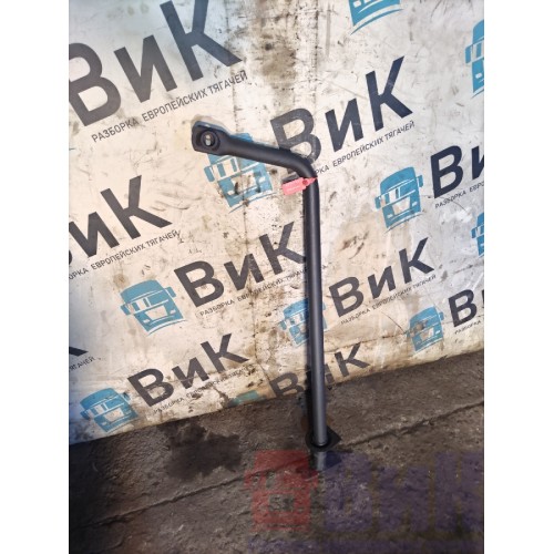 Поручень кабины Renault T 002550 задний LH (159)