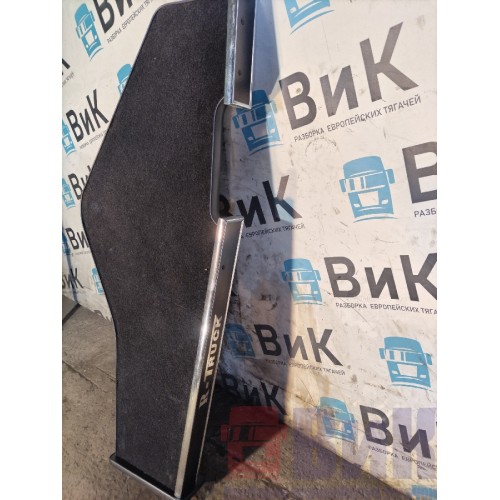 Стол на торпедо Renault T 002550 (204)-1