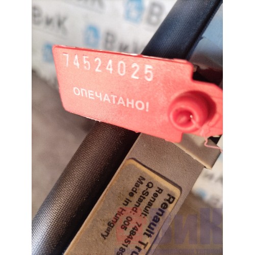 Штора двери Renault T 002550 механическая RH (025)-3