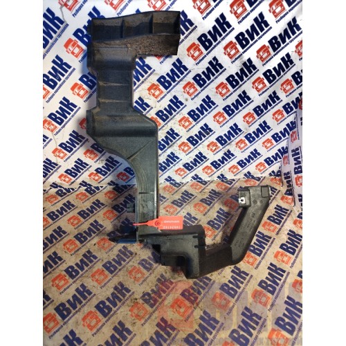 Кронштейн приборной панели Renault T 002550 (162)