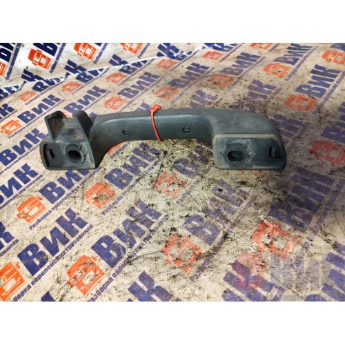 Ручка кабины под лобовым стеклом Volvo FH 13 103098 (938)-1