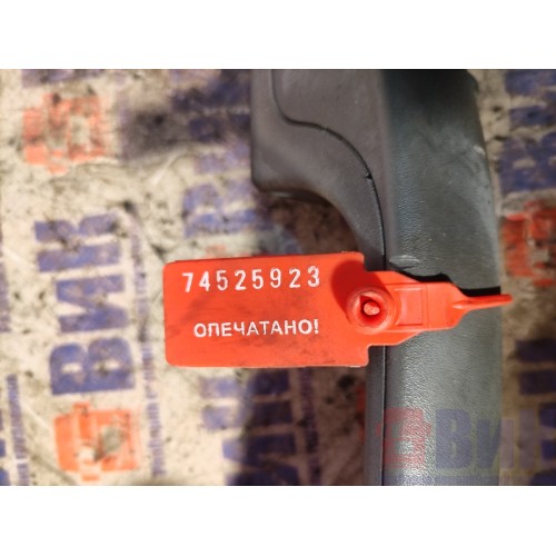 Ручка кабины под лобовым стеклом Volvo FH 13 103098 (923)-2