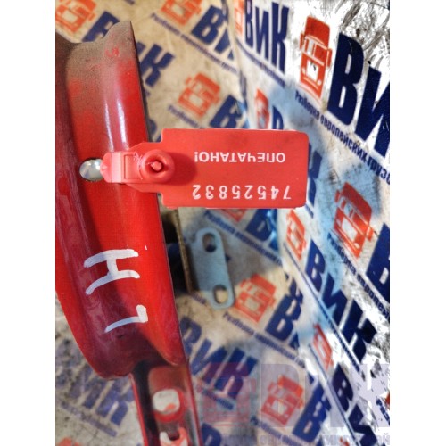 Петля крышки инструментального ящика Volvo FH 13 103098 LH (832)-1