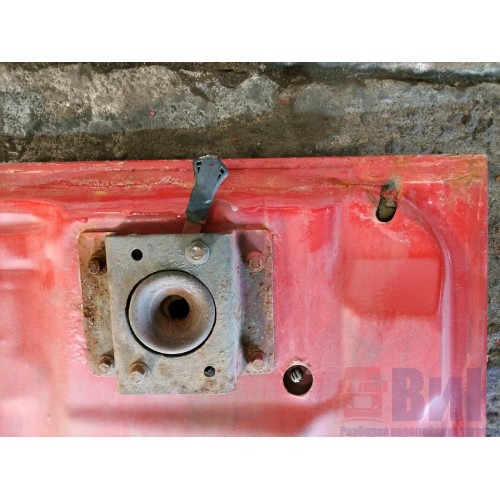 Капот Volvo FH 13 103098 с петлями с деф. (817)-1