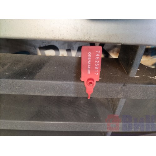 Капот Volvo FH 13 103098 с петлями с деф. (817)-10