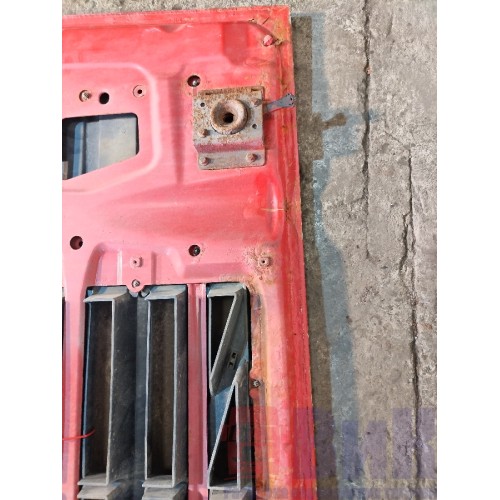 Капот Volvo FH 13 103098 с петлями с деф. (817)-8