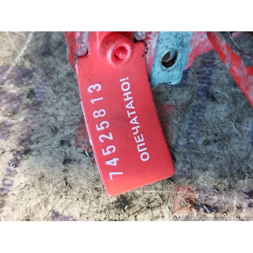 Петля двери Volvo FH 13 103098 верхняя RH (813)-2