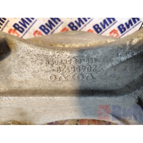 Кронштейн кабины Volvo FH 13 103098 передний RH (815)-3