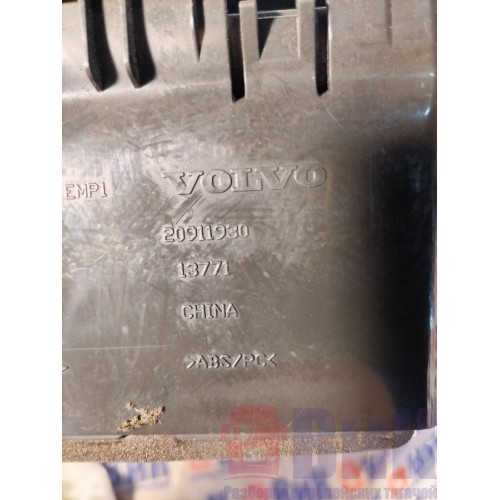 Дефлектор салона Volvo FH 13 103098 (183)-1