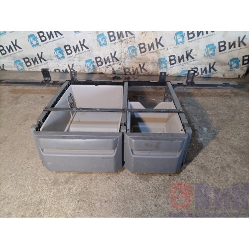 Ящик вещевой Volvo FH 13 103098 (ком-т из 2-х шт) под спалкой (760)-2
