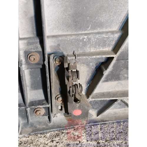 Капот DAF 95 505586 с деф. (747)-6