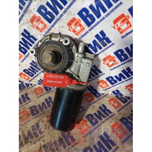 Моторчик стеклоочистителя DAF 95 505586 (739)