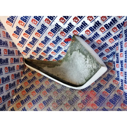 Спойлер кабины DAF 95 505586 LH с деф. (680)-3