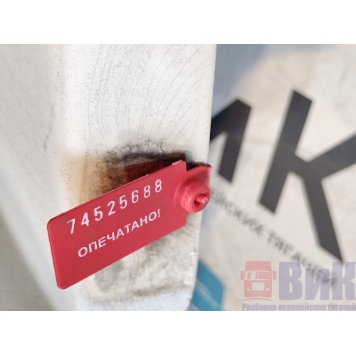 Спойлер кабины DAF 95 505586 основной верхний RH с деф. (688)-2