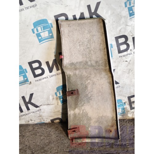 Спойлер кабины DAF 95 505586 основной верхний RH с деф. (688)-4