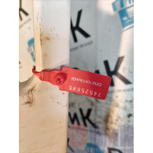 Спойлер кабины DAF 95 505586 основной нижний RH с деф. (685)-4