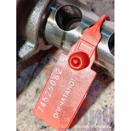 Ось коромысел (в сборе) с рокерами MAN D2066 LF40 №50529510812954 (062)-2