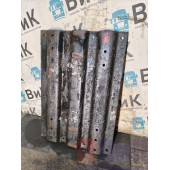 Проставка под седельно-сцепное уст-во Scania P340 DC12 058929 рифленка 4см 88x60(984)