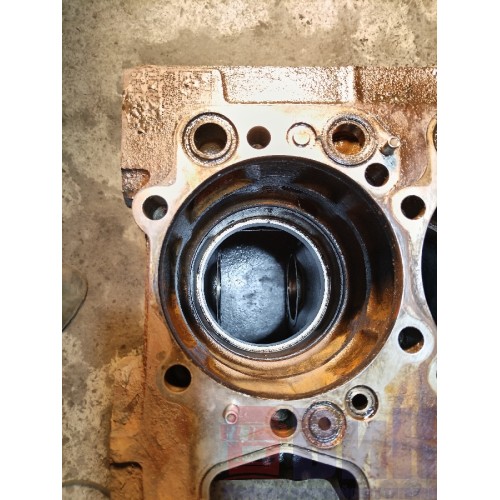 Блок цилиндров двигателя Scania P340 DC12 058929 HPI (987)-7