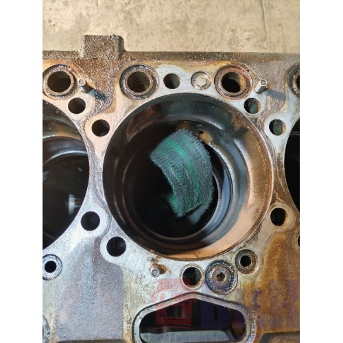 Блок цилиндров двигателя Scania P340 DC12 058929 HPI (987)-12