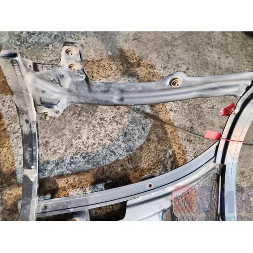 Капот Scania P340 DC12 058929 (без лев.дефлектора) с деф. (925)-8