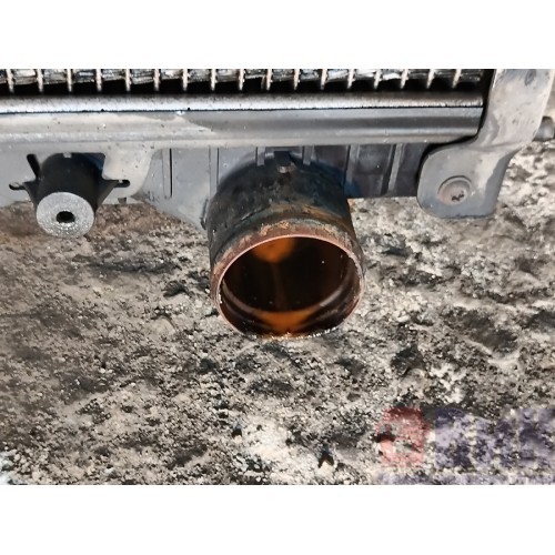 Радиатор основной Scania P340 DC12 058929 с деф. (838)-12