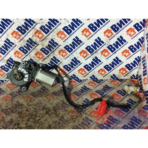 Моторчик стеклоподъемника MAN TGA 460698 ш.к. RH (793)