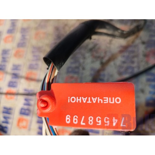 Замок двери MAN TGA 460698 ш.к. в сборе с доводчиком и тягами (799)-4