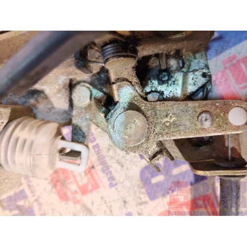 Замок двери MAN TGA 460698 ш.к. в сборе с доводчиком и тягами (799)-5