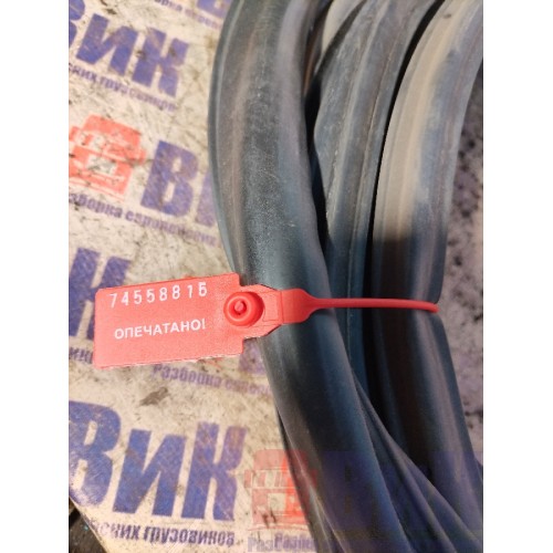 Уплотнительная резинка двери MAN TGA 460698 ш.к. RH (815)-1