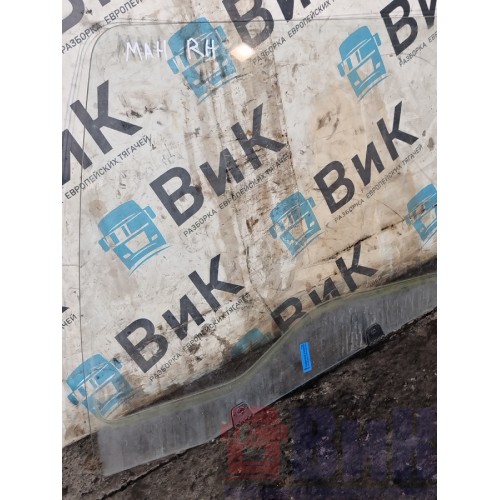 Стекло двери (основное) MAN TGA 460698 ш.к. RH (080)-3