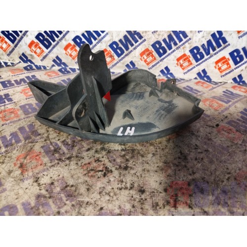 Кронштейн дефлектора кабины MAN TGA 460698 ш.к. LH (808)-2