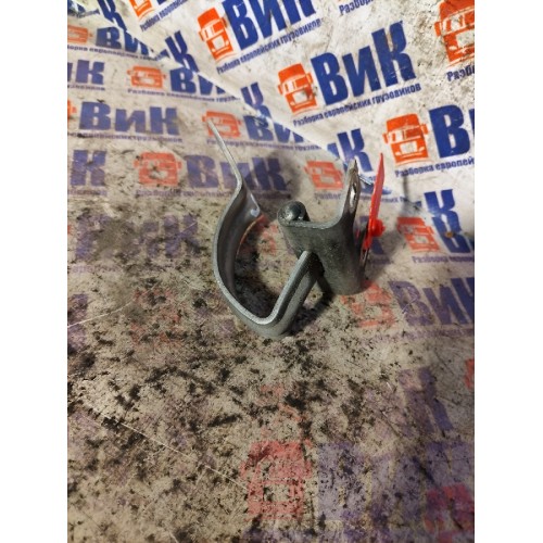 Петля инструментального ящика MAN TGA 460698 ш.к. LH (786)-1